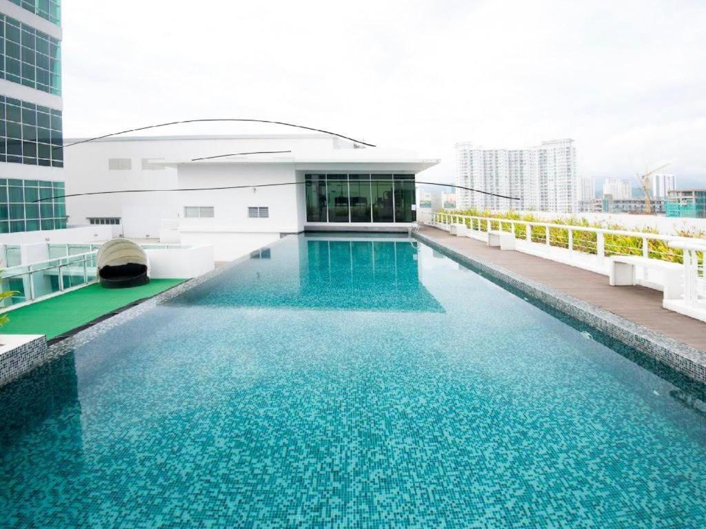 The Maritime Suite @ Panoramic Duplex 海景の家 Jelutong Екстериор снимка